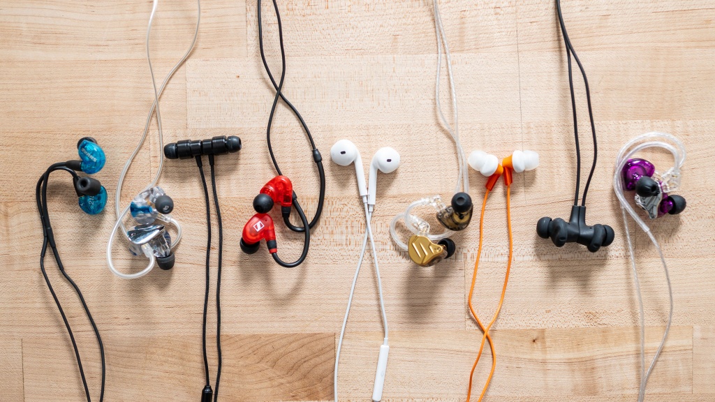 wired earbuds