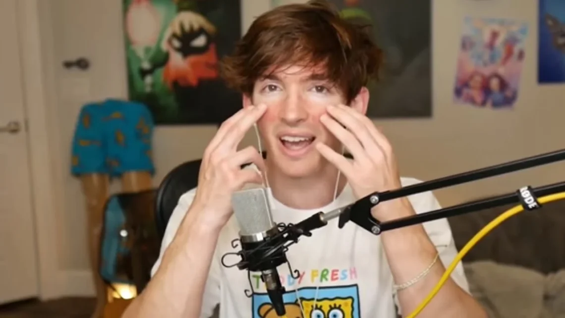 Flamingo (YouTuber): Who He Is, What He Does, and Why He’s Popular