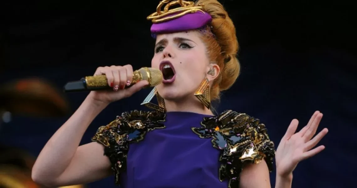 Who is Paloma Wait?
