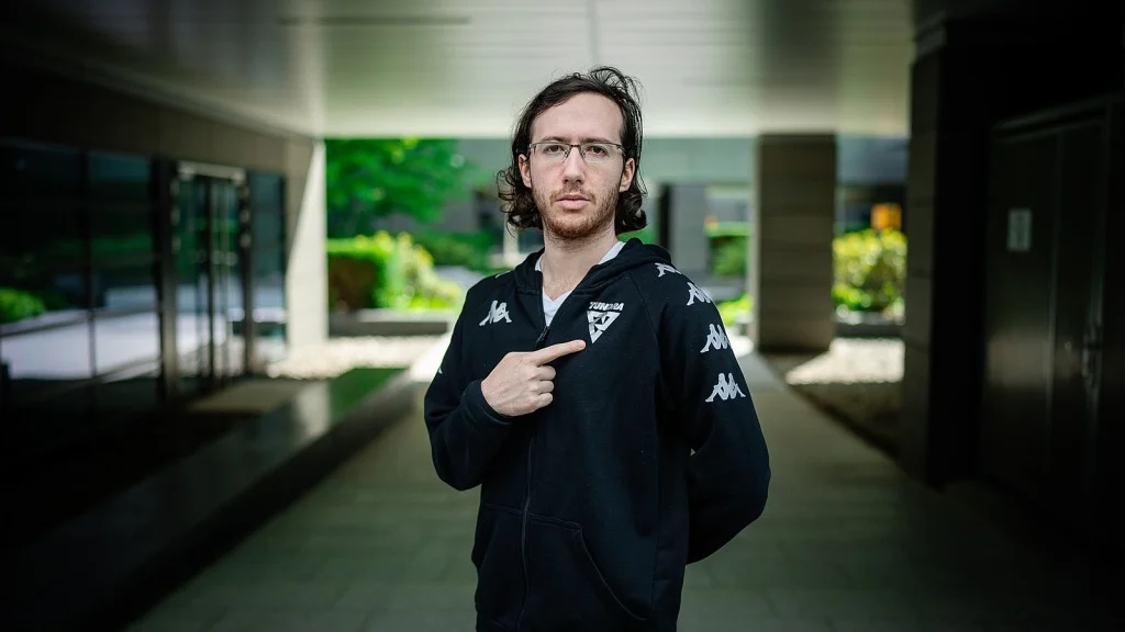 What Little We Know: Mentions of “lilging33”