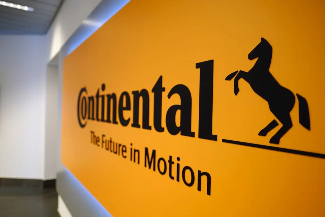 Continental Data Graphics