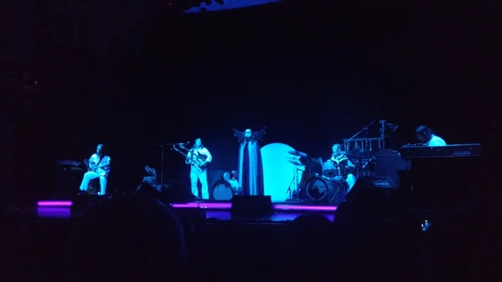 Music Box Tour Bad Revie3ws