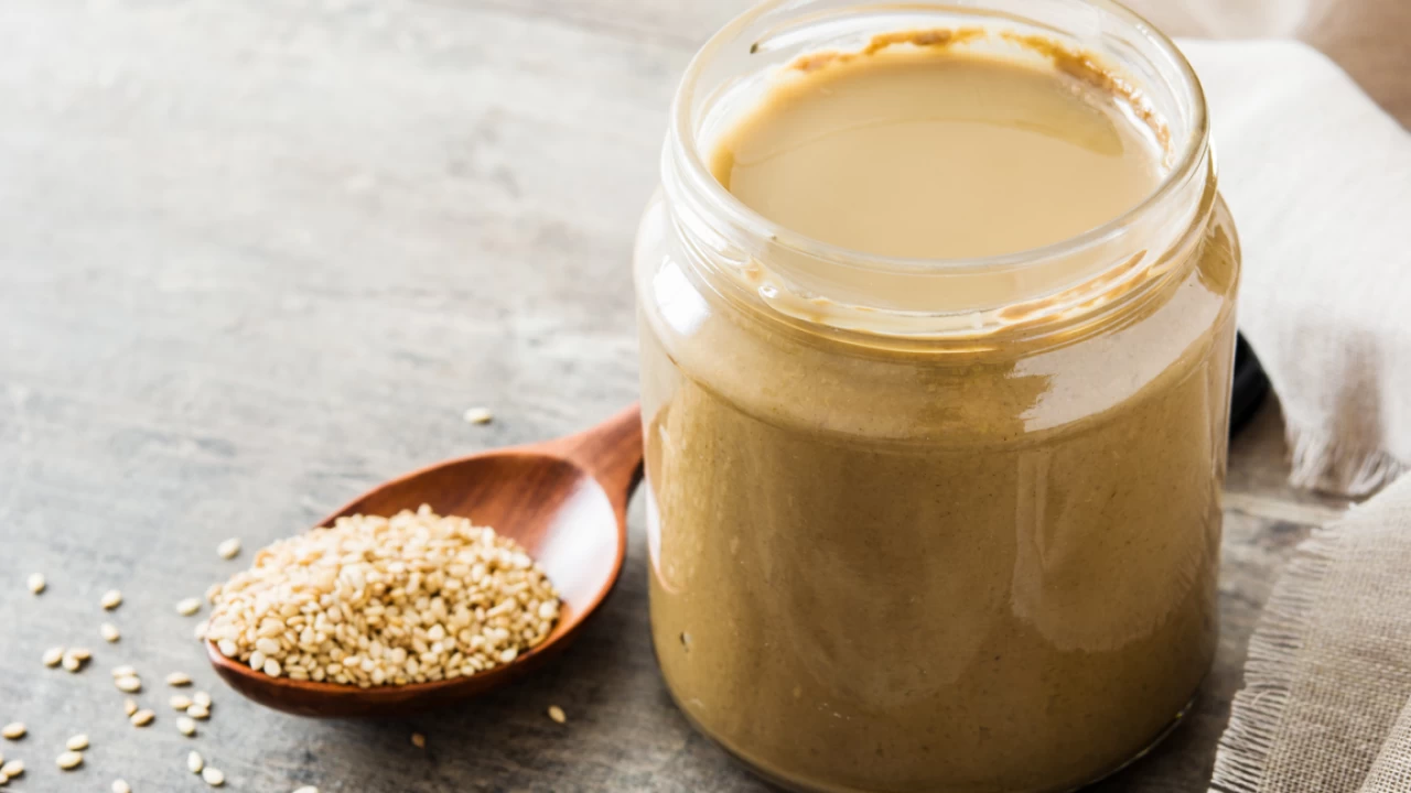 Tahhiini – The Creamy Powerhouse of Nutrition and Flavor