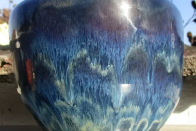 Amaco Sapphire Float Over Black Engobe